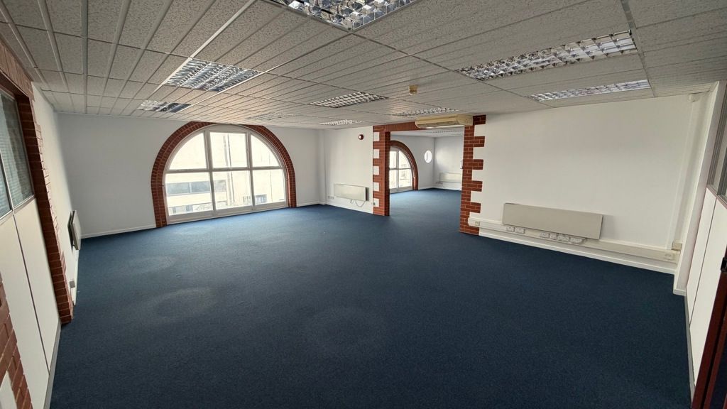 Property photo 2 of 7 Photo 2