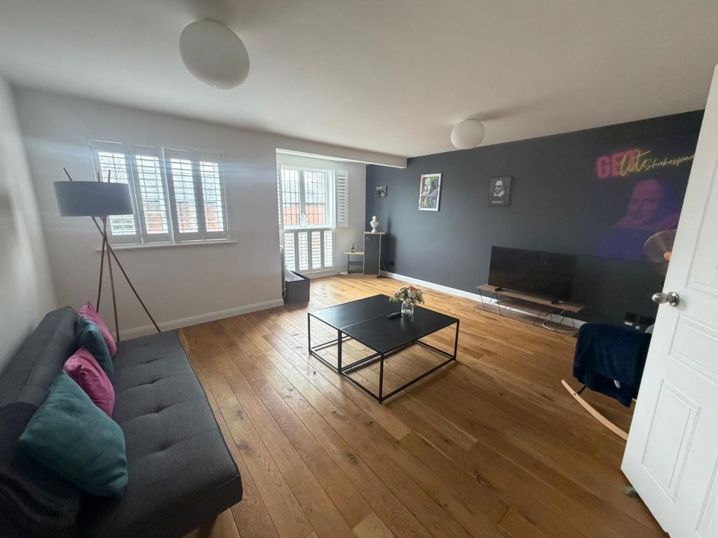 Property photo 3 of 20