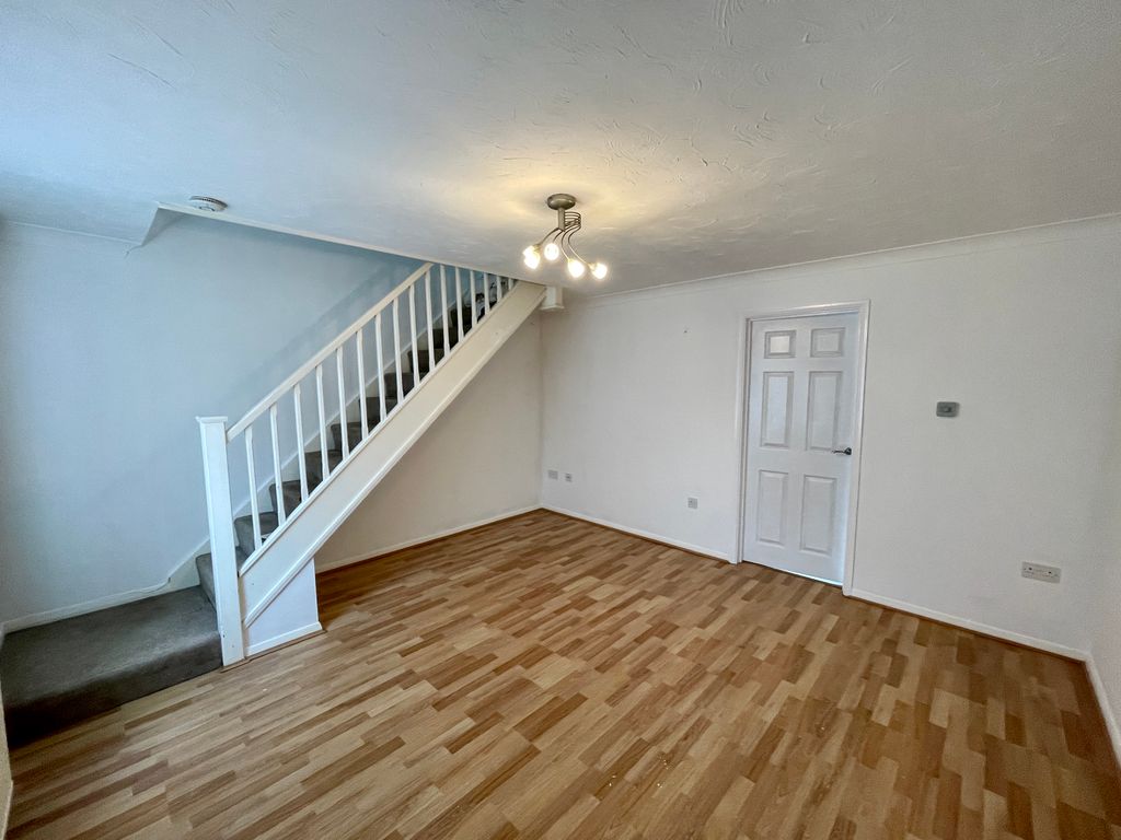 Property photo 3 of 9 View