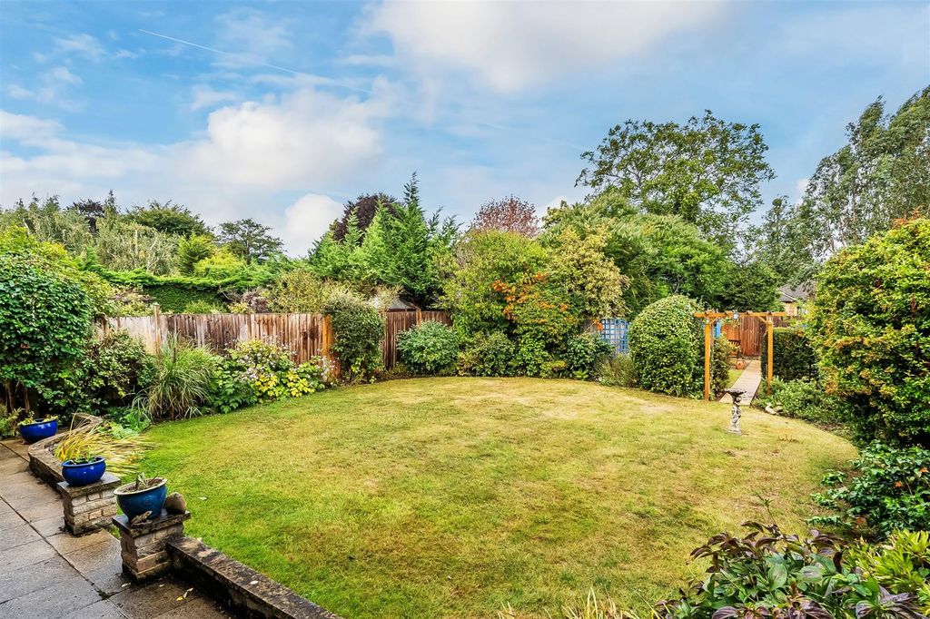 Property photo 2 of 16 .Durleston-Park-Drive-6.Jpg