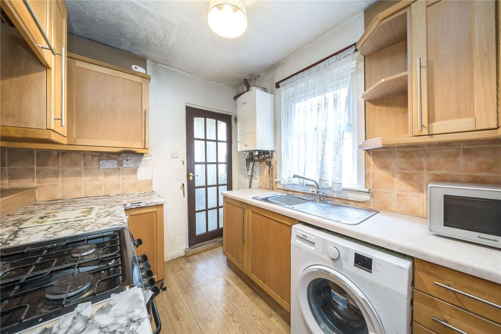 Property photo 3 of 8 Picture No. 07