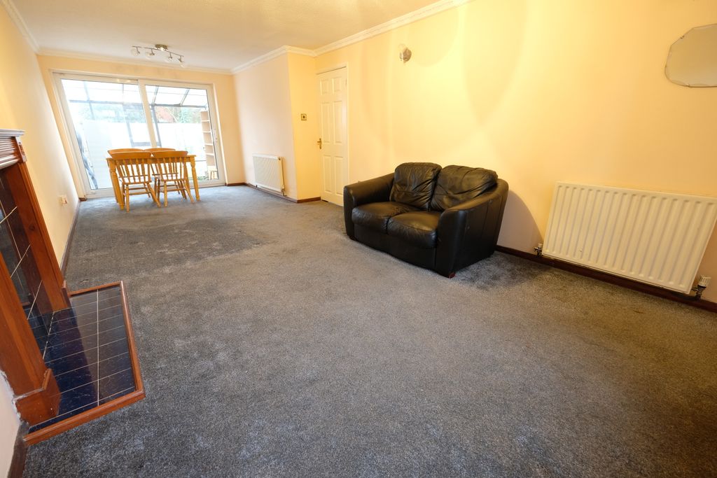 Property photo 2 of 13 Sitting/Dining Room