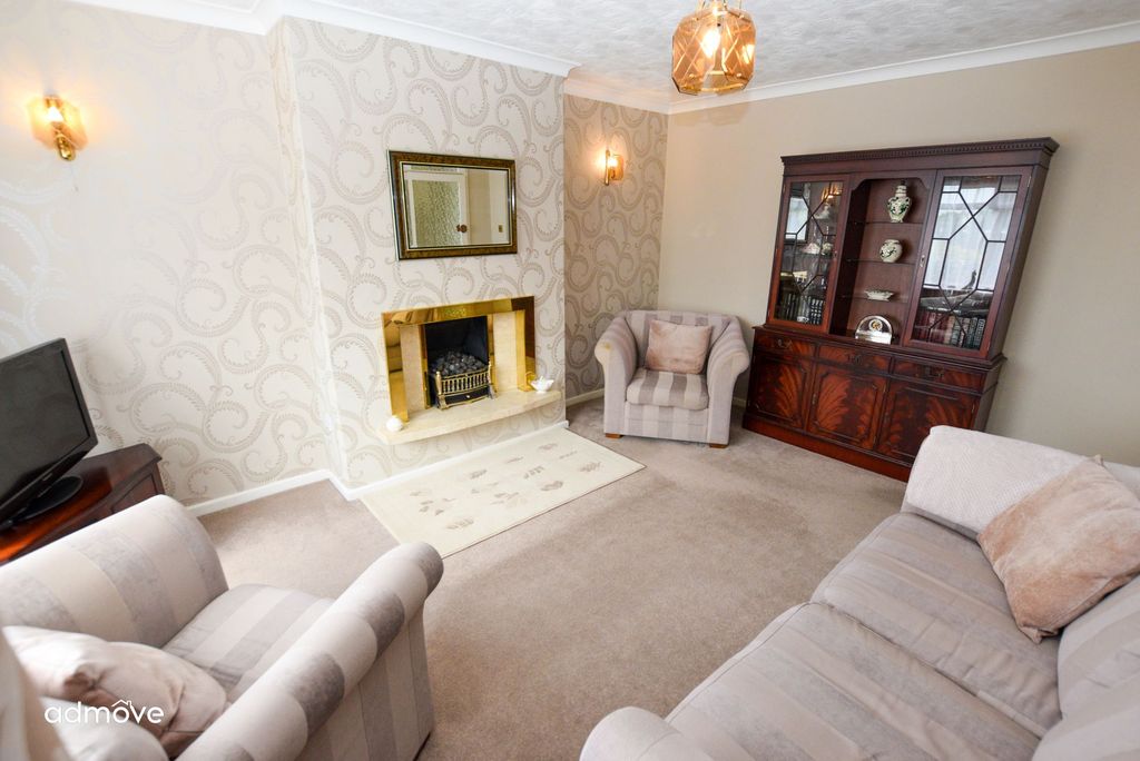 Property photo 3 of 21
