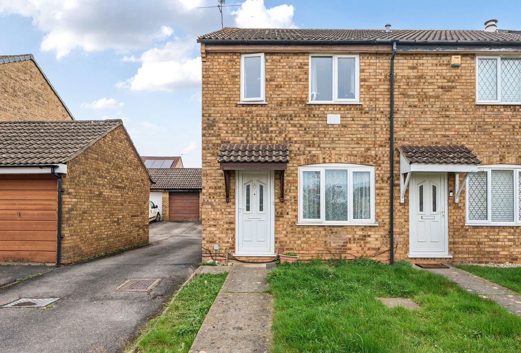 Property photo 1 of 11 Outside