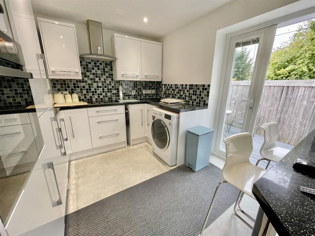 Property photo 3 of 11 Img_8191.Jpg