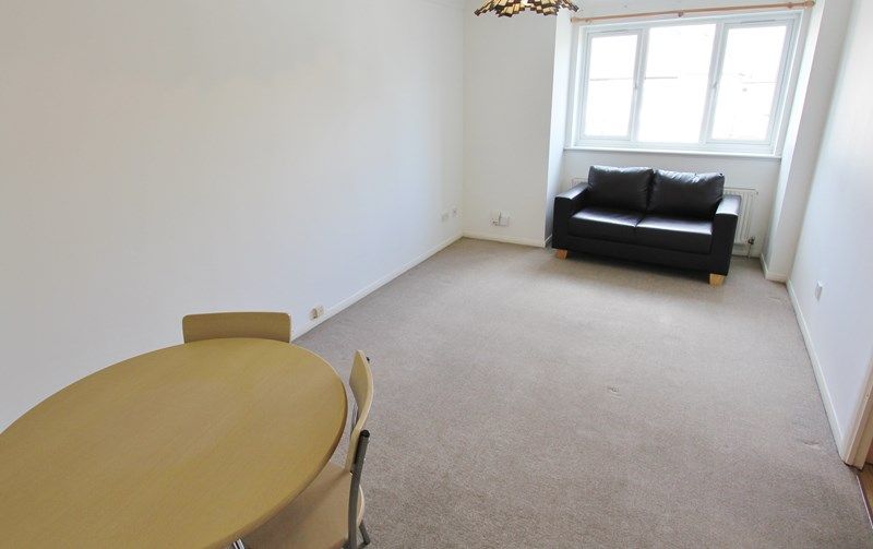 Property photo 2 of 9 Picture No. 3