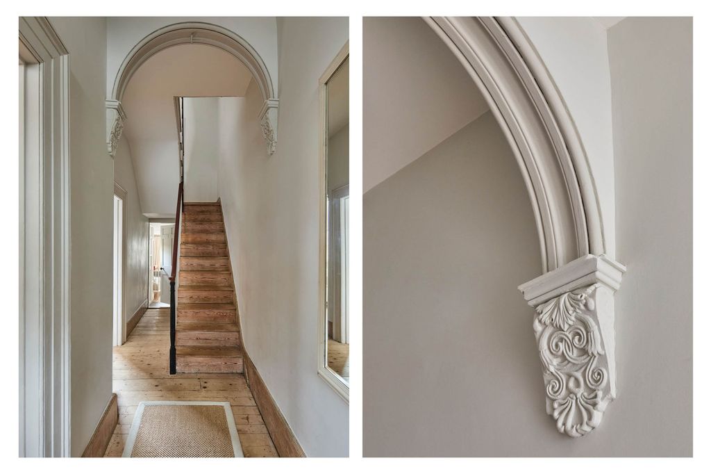 Property photo 3 of 49