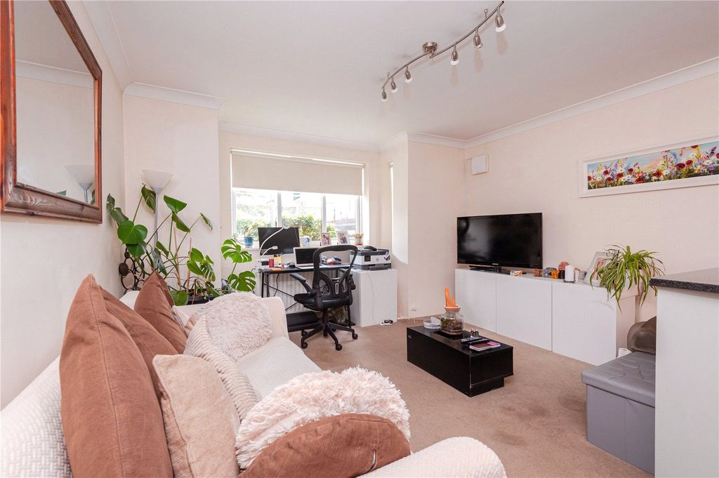 Property photo 2 of 9 Picture No. 03