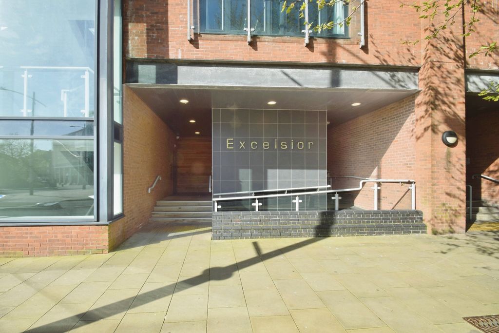 Property photo 3 of 19