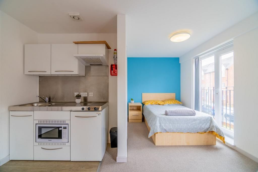 Property photo 3 of 6 A Bright And Modern Kitchenette Area Seamlessly In...