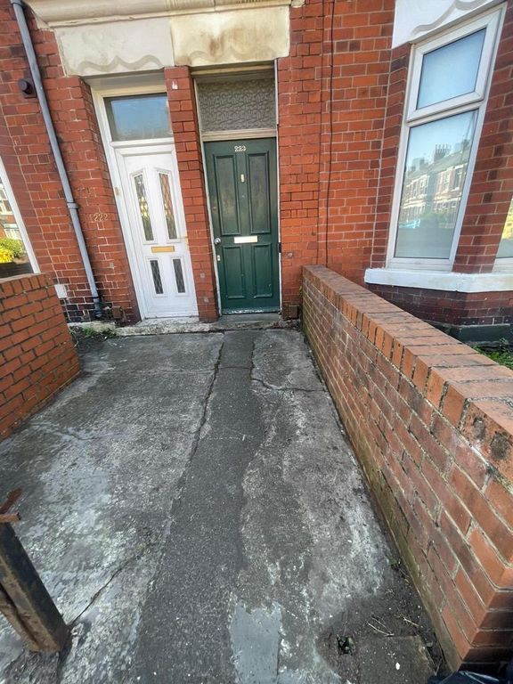 Property photo 1 of 22