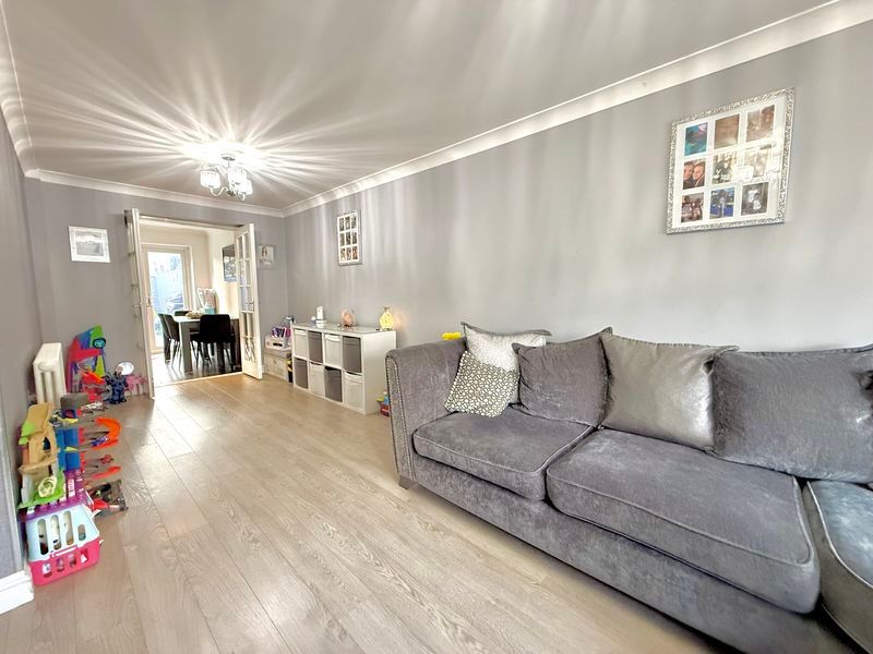 Property photo 2 of 15 Lounge/Diner