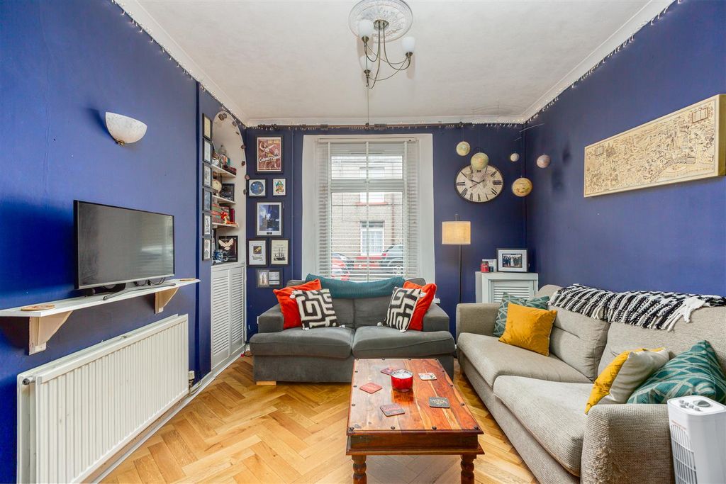 Property photo 3 of 23 Cz0A2534-Edit.Jpg