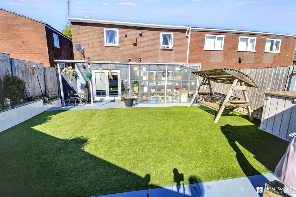 Property photo 1 of 21 Rear Garden