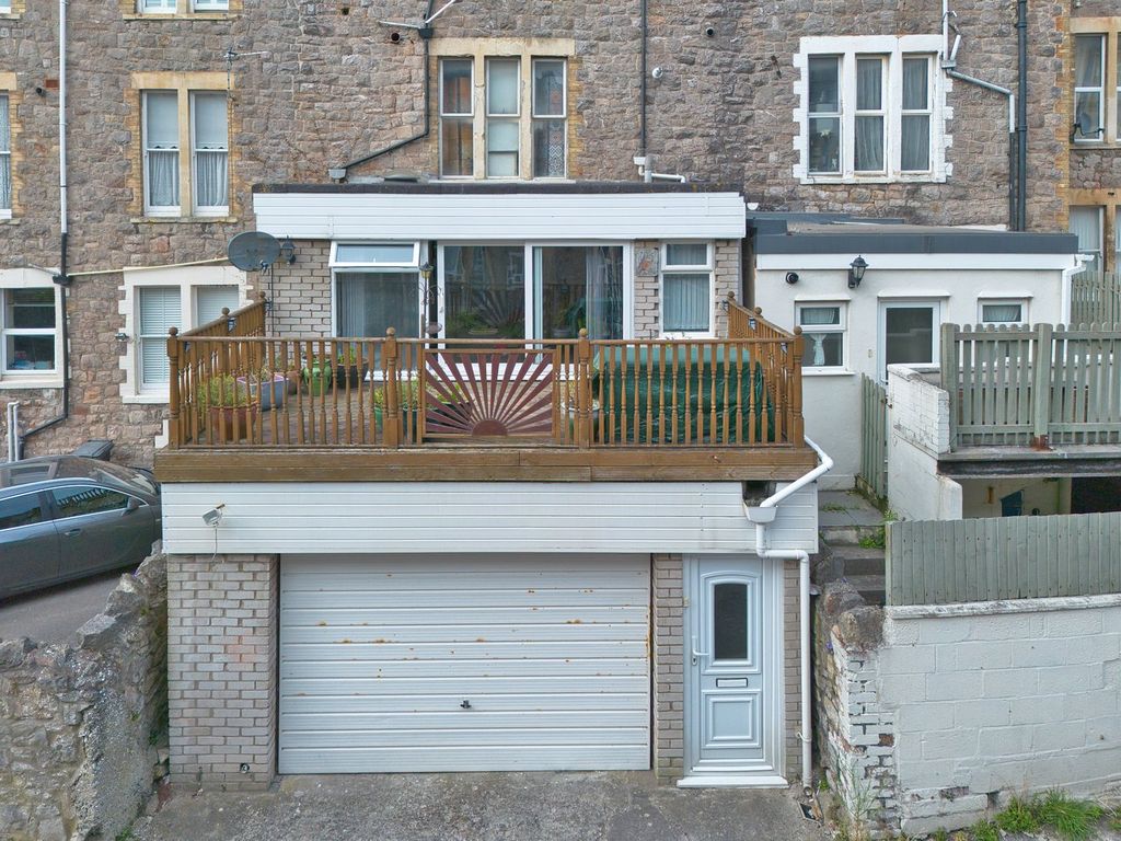 Property photo 1 of 25