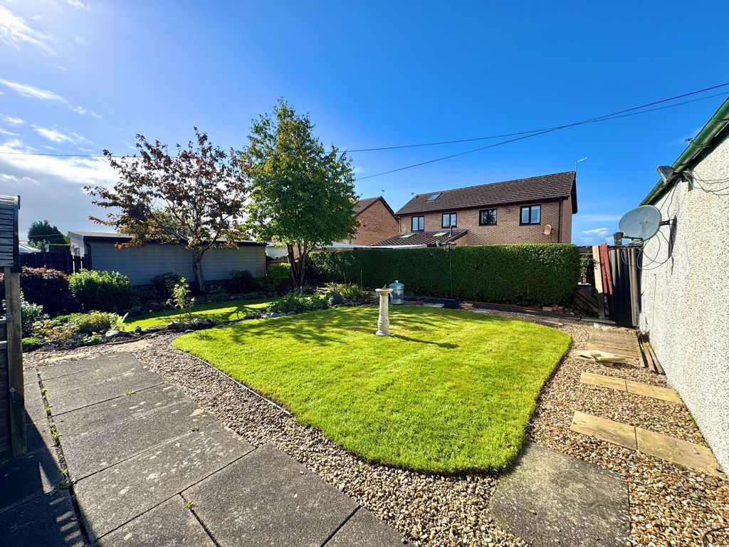 Property photo 2 of 24