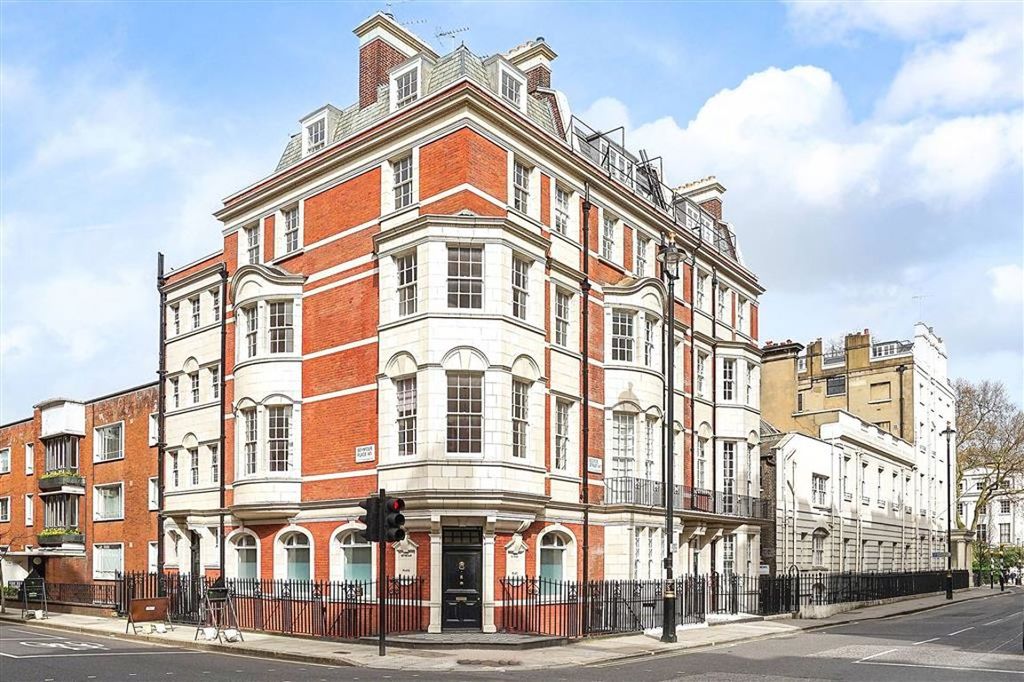 Property photo 1 of 5