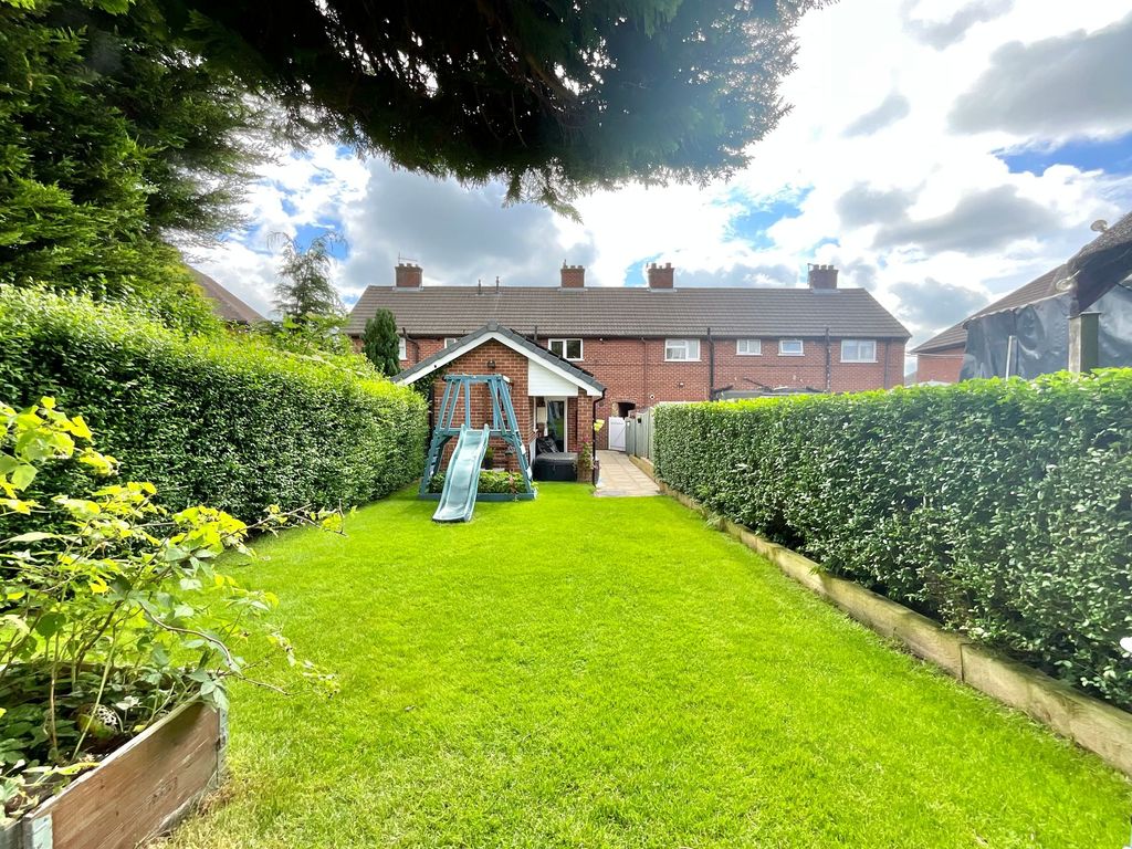 Property photo 3 of 18