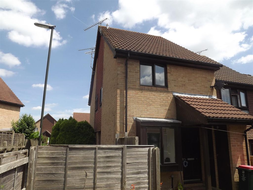 Property photo 1 of 1 Front