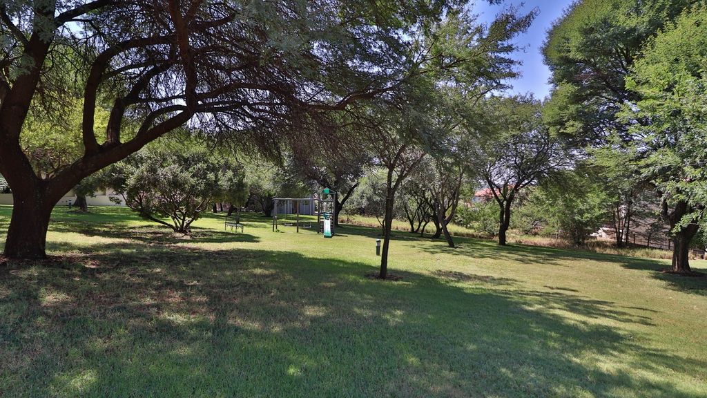 Property photo 3 of 53