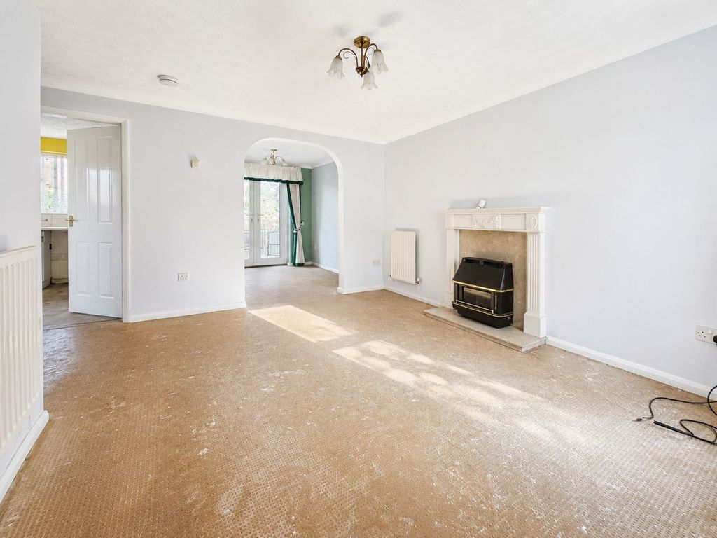 Property photo 3 of 14