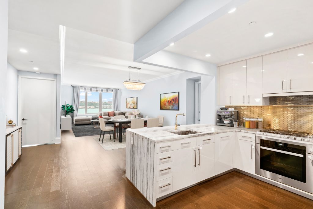 Property photo 1 of 25