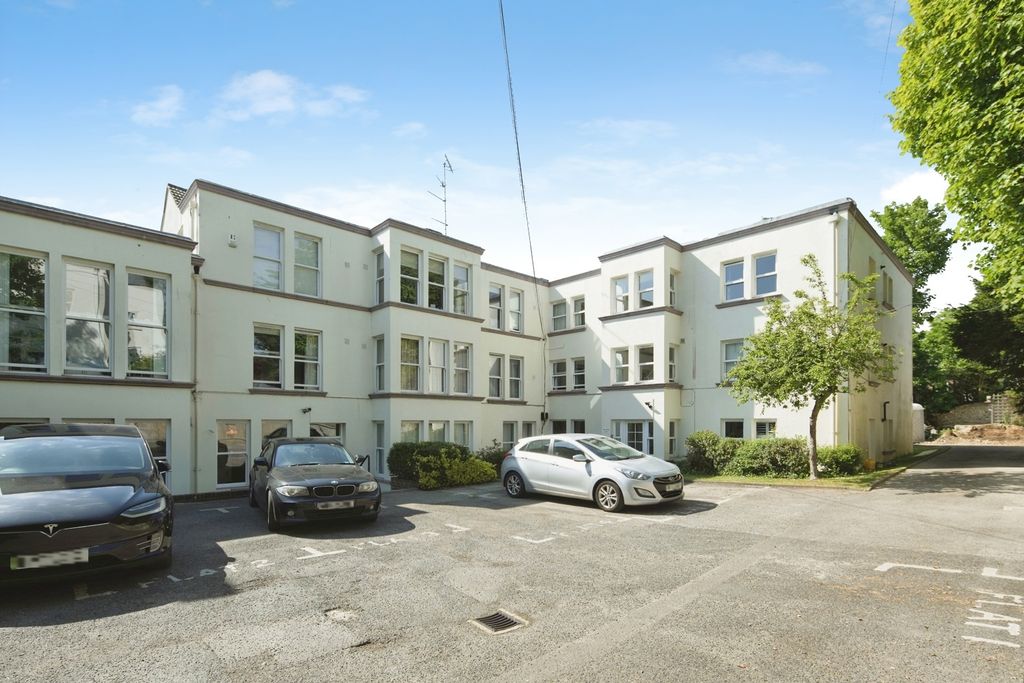 Property photo 1 of 11 Pbox-Img.Jpg