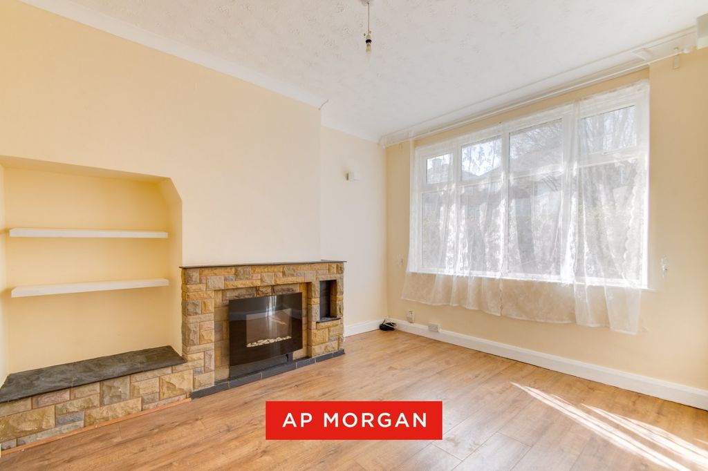 Property photo 2 of 16 Picture No. 07