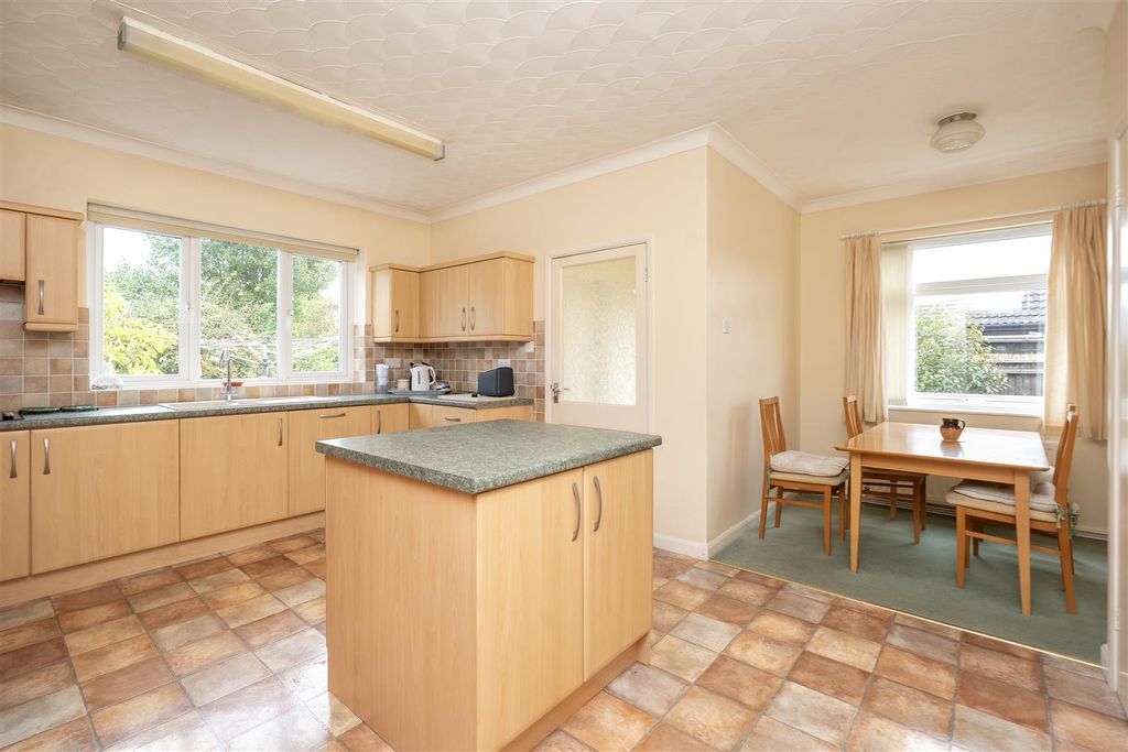 Property photo 3 of 22 Dsc01795.Jpg