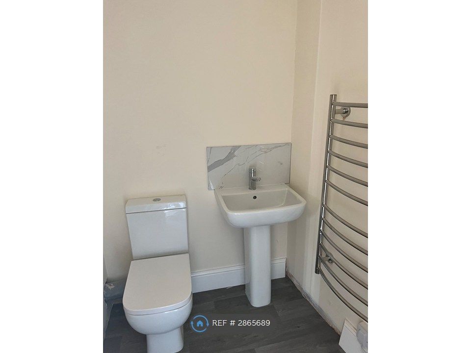 Property photo 3 of 4