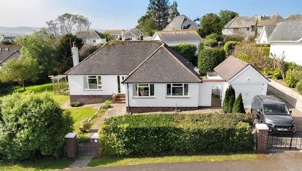 Property photo 1 of 22