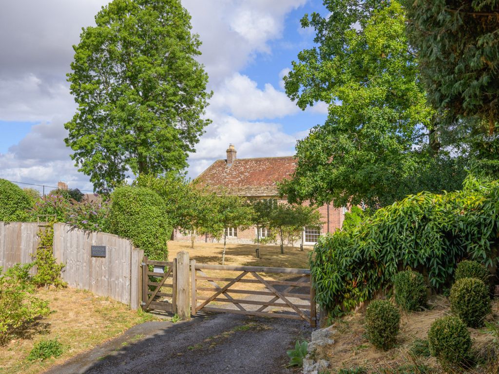 Property photo 3 of 50
