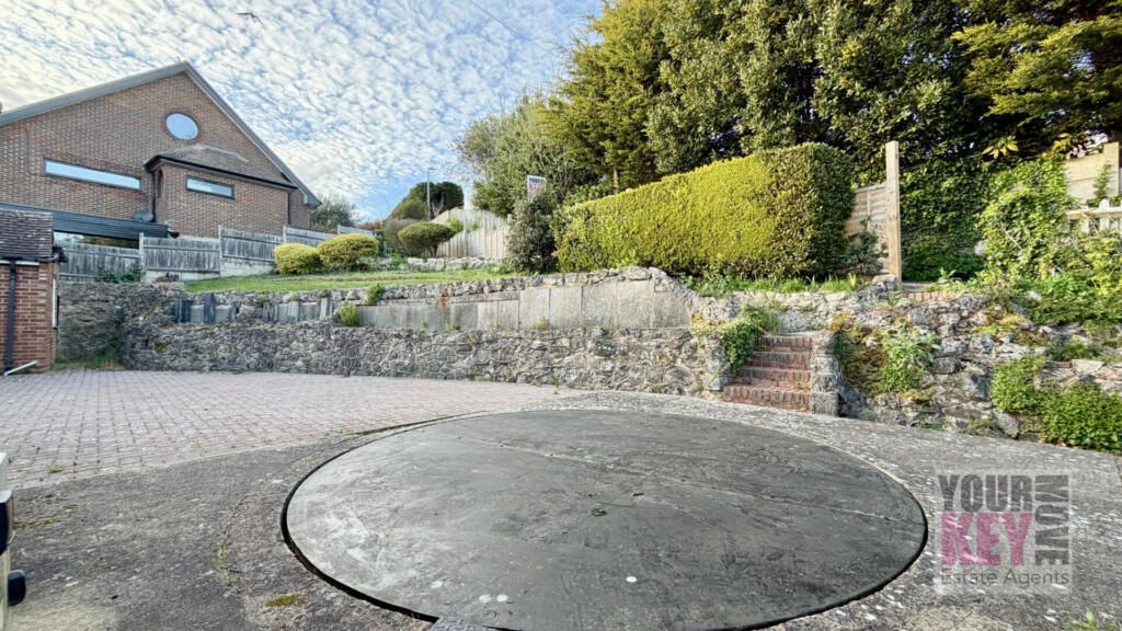 Property photo 3 of 29