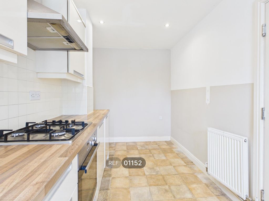 Property photo 2 of 36 Kitchen