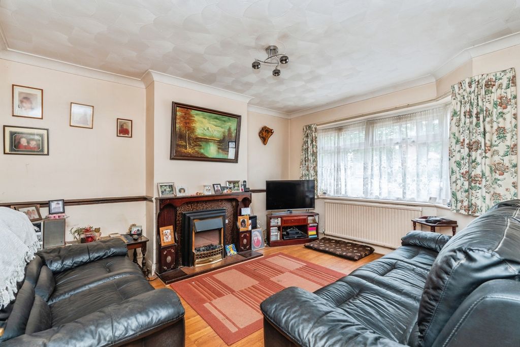 Property photo 2 of 18 Pbox-Img.Jpg