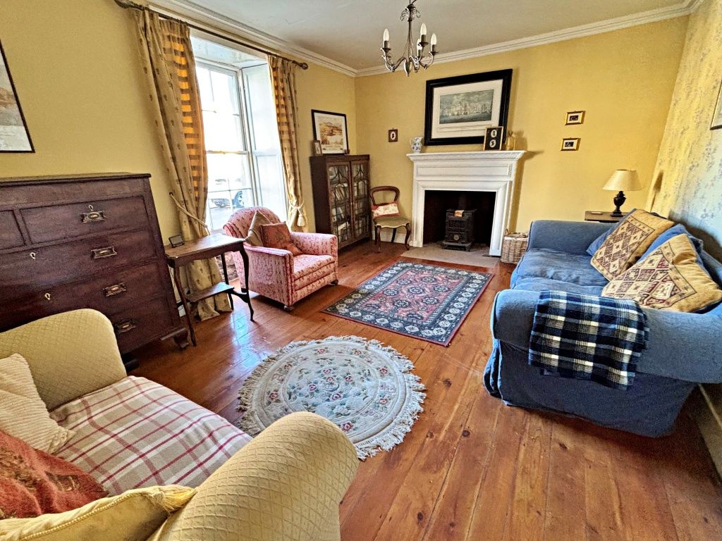 Property photo 2 of 34