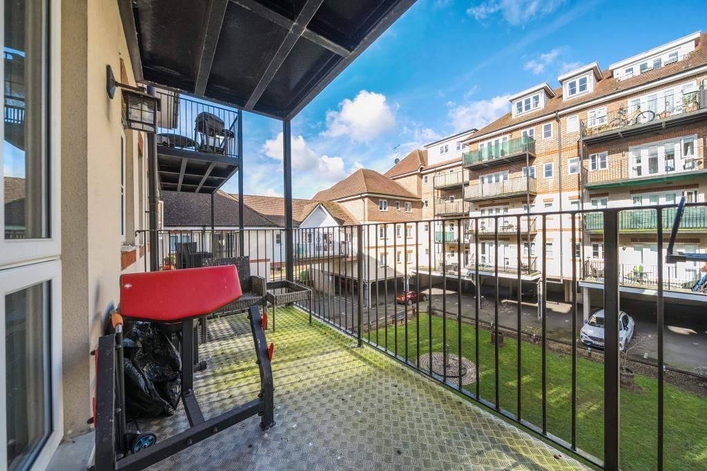 Property photo 2 of 16 Balcony