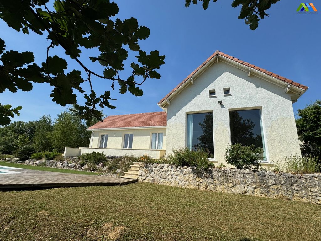 Property photo 1 of 19 Main Exterior View