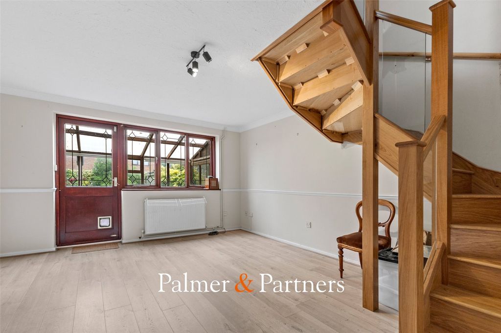 Property photo 3 of 15 Picture No. 04