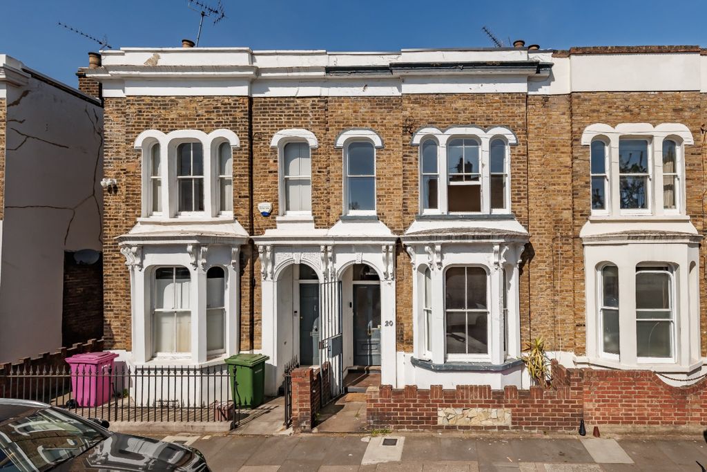 Property photo 1 of 24 4956291