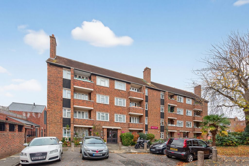 Property photo 1 of 20