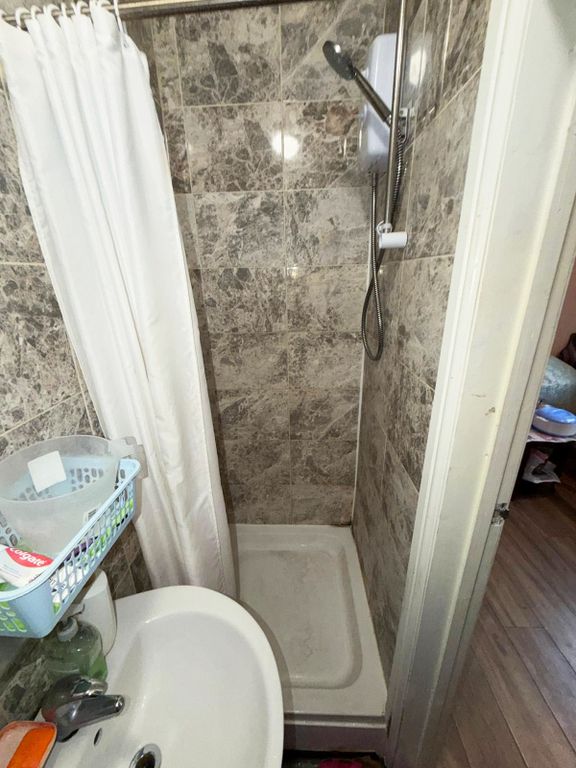 Property photo 3 of 3