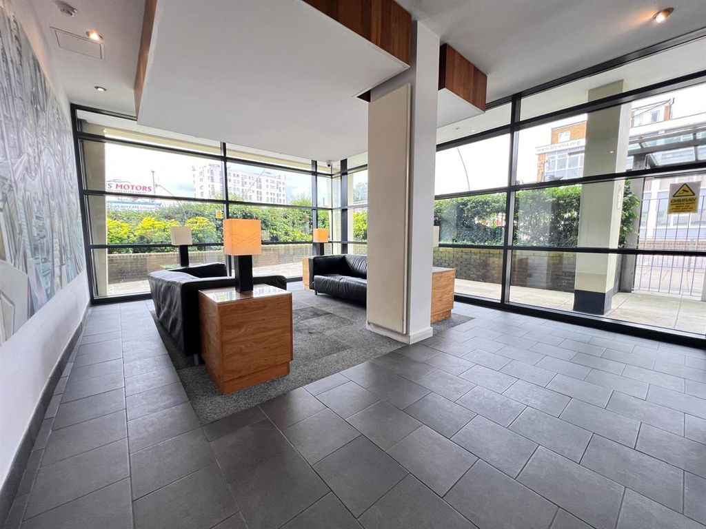 Property photo 2 of 11 02.Jpg
