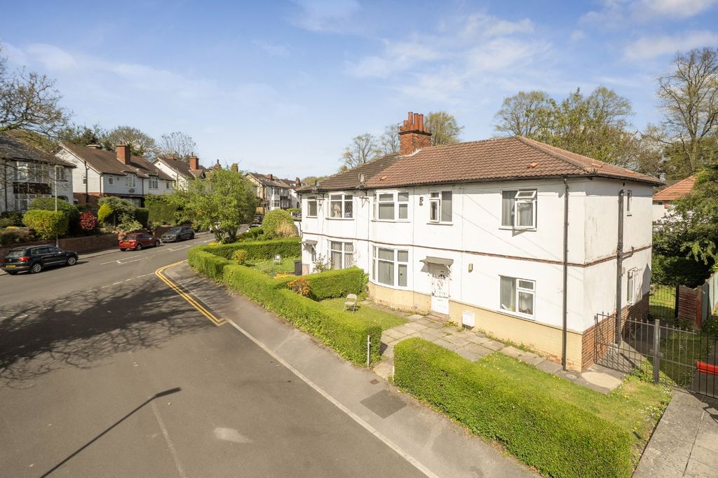 Property photo 1 of 14 External