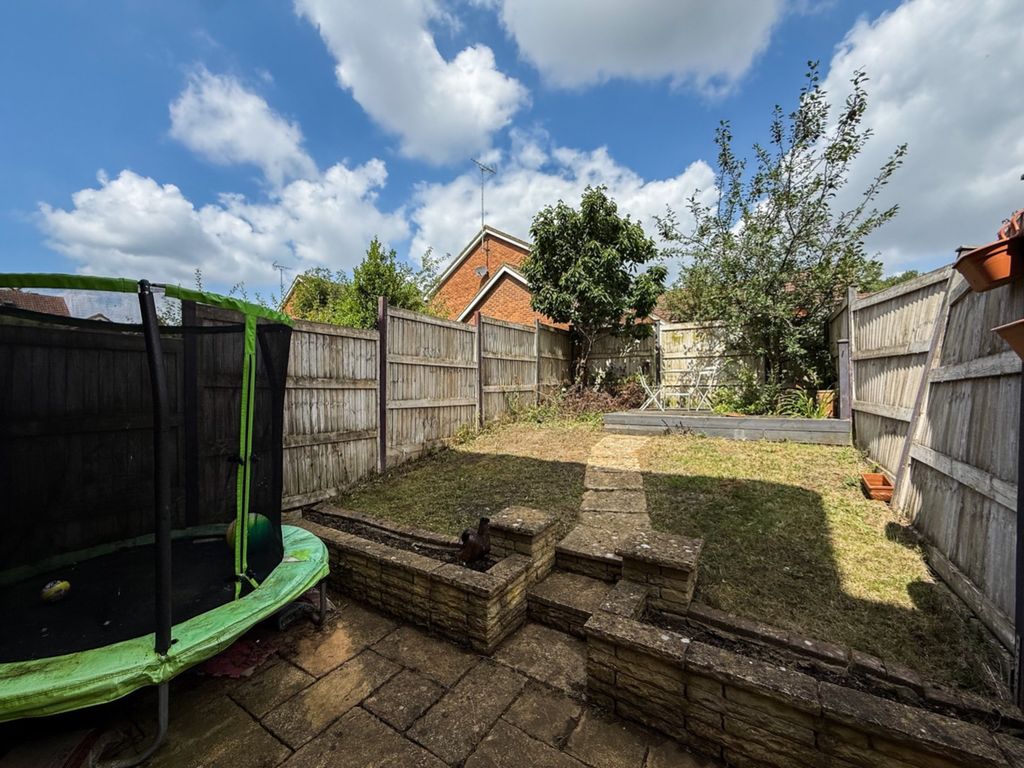 Property photo 3 of 16 4298455