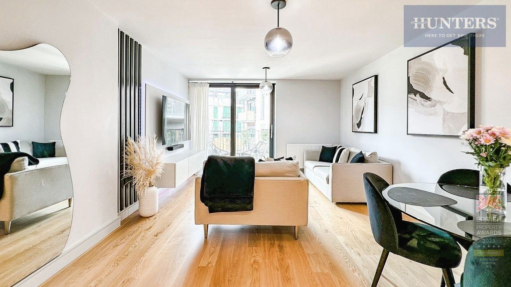 Property photo 2 of 15 Pbox-Img.Jpg