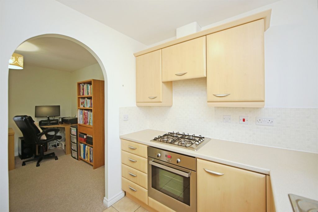Property photo 3 of 13