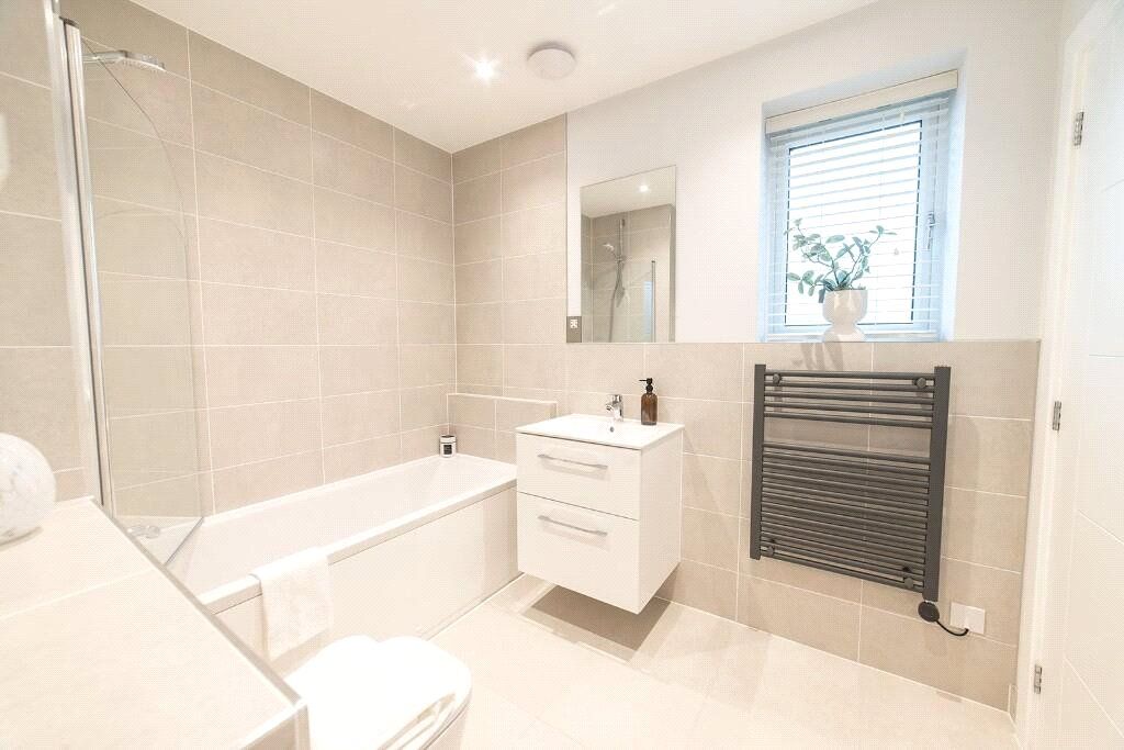 Property photo 3 of 6 Previous Show Home