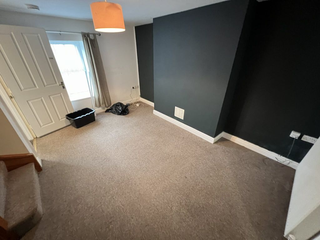 Property photo 3 of 8 Img_4180