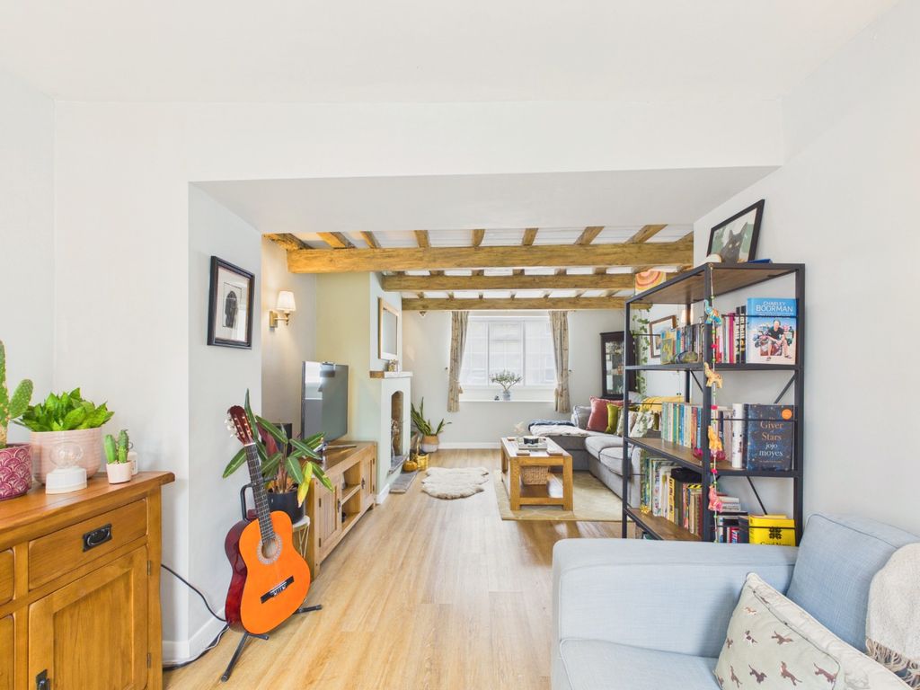 Property photo 2 of 27 5251412
